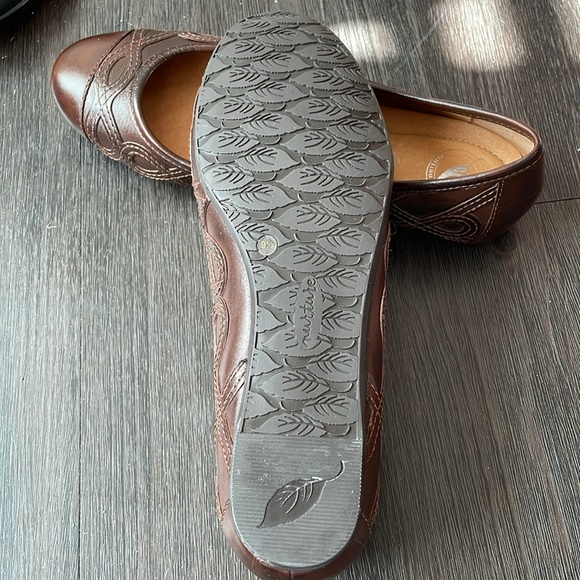 Nurture brown braided pattern flats, size 9.5, like new - Picture 9 of 10